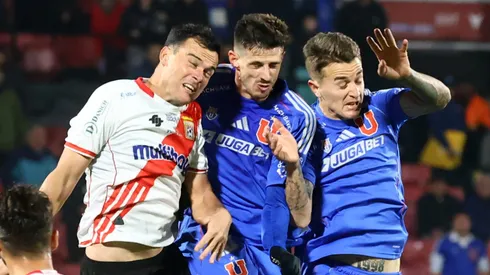 La U sufre por otro jugador que terminó con molestias ante Curicó Unido.