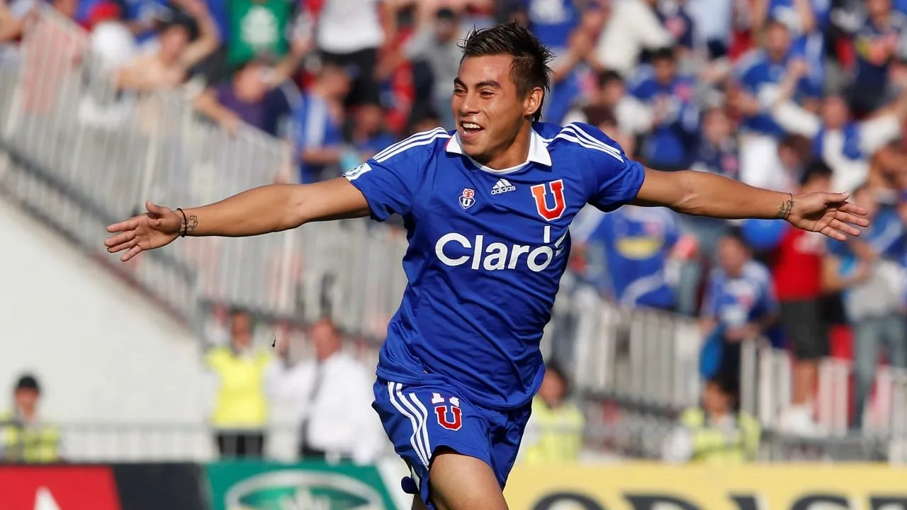 Eduardo Vargas no volverá en este 2025 a jugar por Universidad de Chile (Photosport)