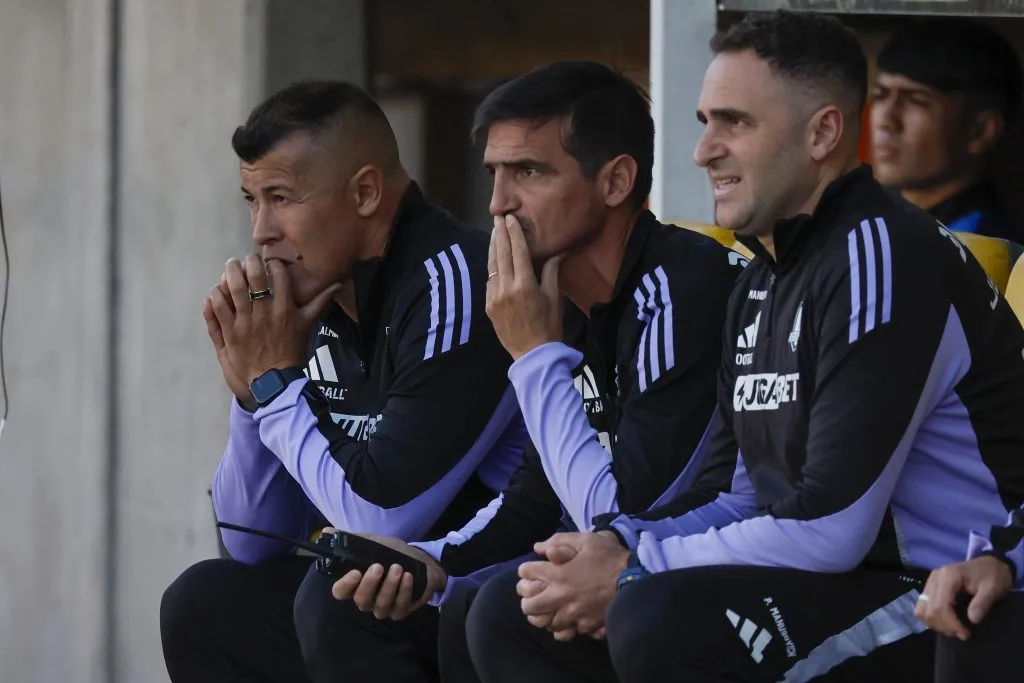 Almirón, Richetti y Manusovich en la banca de Colo Colo: contra Iquique dirige el último.