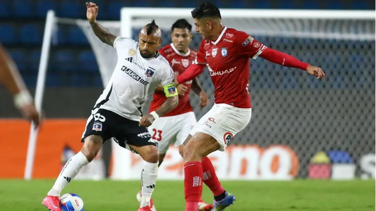 Colo Colo e Iquique protagonizan un partidazo.
