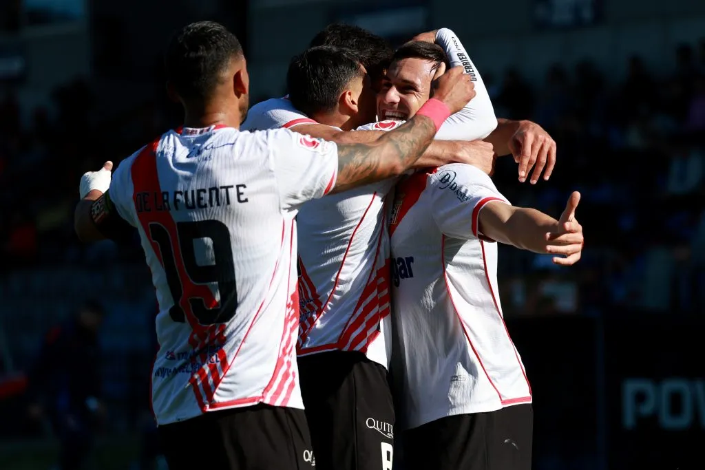 Fernández anotó el segundo gol de Curicó Unido en Copa Chile vs U de Chile.