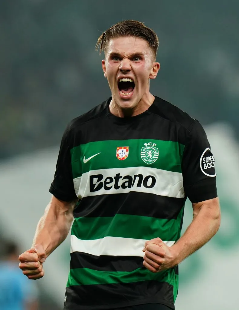 Viktor Gyökeres seduce a toda Europa con sus goles, pero el Sporting de Lisboa no lo quiere dejar salir sin sacarle varios millones. Foto: Getty Images.