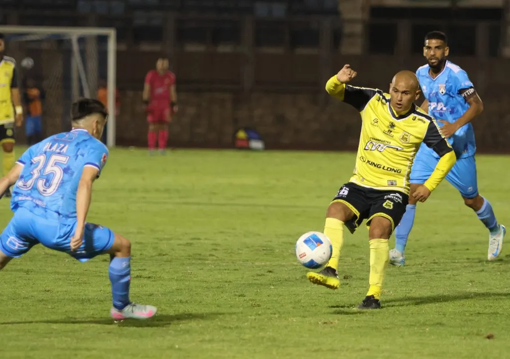 Humberto Suazo jugó contra San Marcos de Arica, el 23 de mayo de 2025 | Photosport