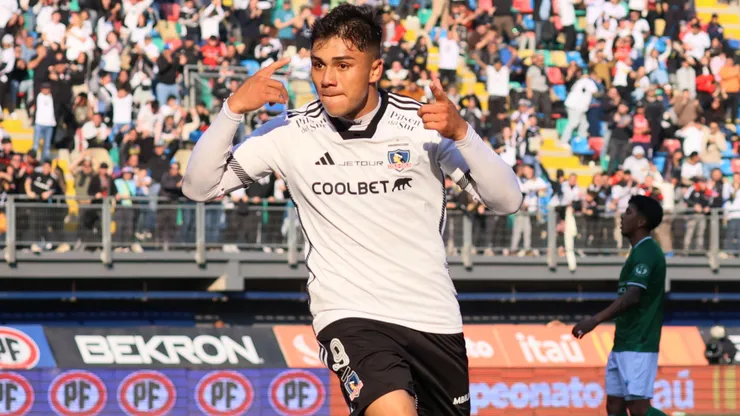 Damián Pizarro aprovecha sus vacaciones para visitar a Colo Colo.