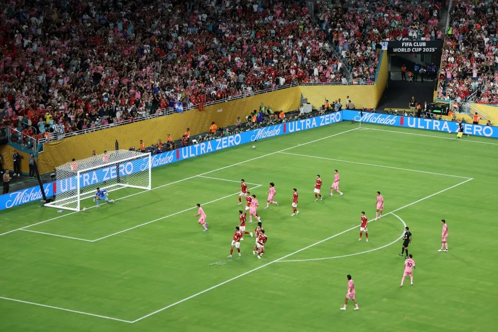 El tiro de Lio Messi que pasó cerca de la red | Getty Images