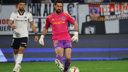 Tras su polémica con Vidal, desde Argentina avisan que De Paul "evalúa irse" de Colo Colo.