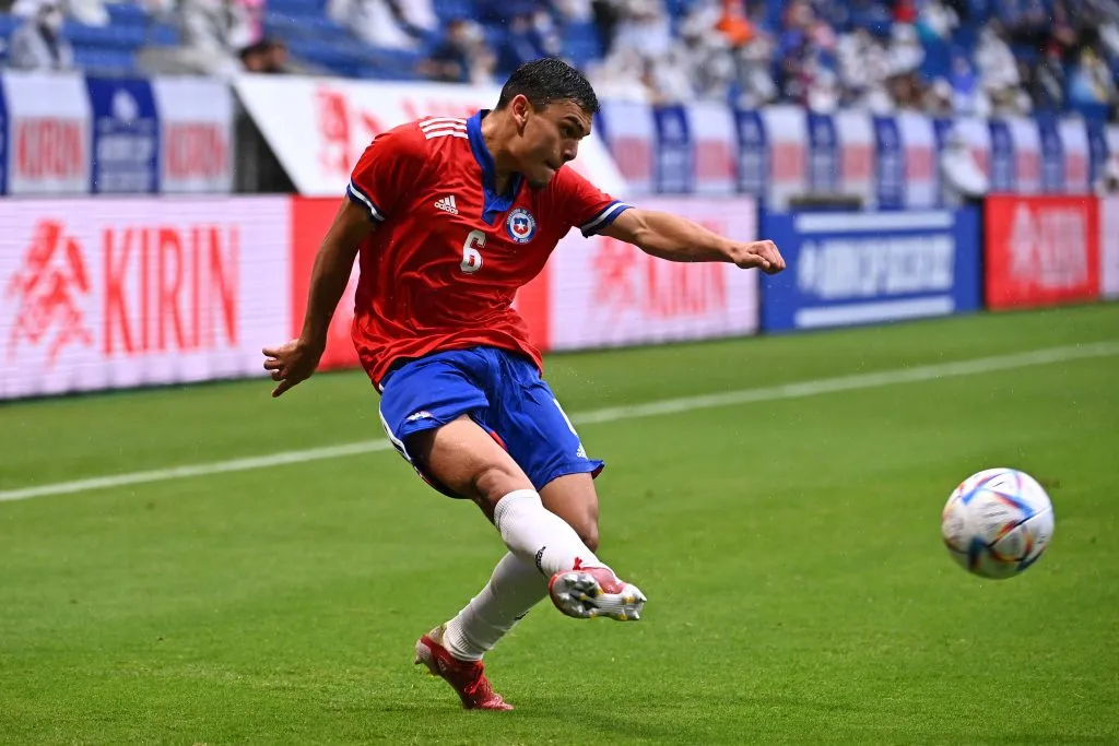 Nayel Mehssatou estuvo con la Roja en la primera gira al mando de Eduardo Berizzo. (Genta Harada/Getty Images).