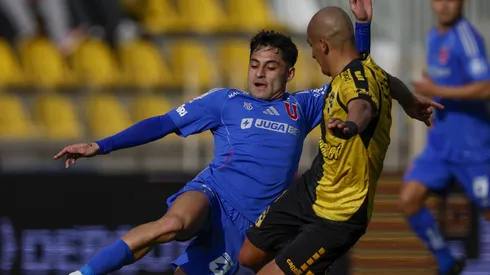 Javier Altamirano fue el "sacrificado" en Universidad de Chile ante Coquimbo Unido, en el primer tiempo.