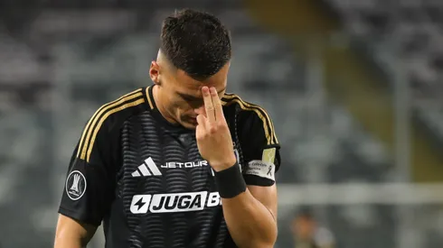 Lucas Cepeda tiene sus días contados en Colo Colo y en el fútbol chileno.