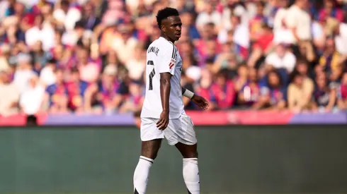 Un ataque contra Vinicius no quedó impune en España con un castigo a hinchas del Atlético de Madrid.