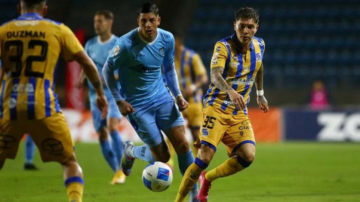 Iquique y Everton en duelo clave por Liga de Primera.