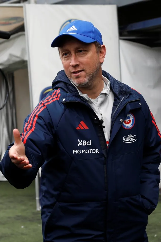 Luis Mena, principal candidato a dirigir la Selección Chilena (Photosport)