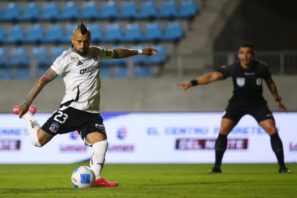 Arturo Vidal falló un penal ante Iquique. Foto: Alex Diaz/Photosport