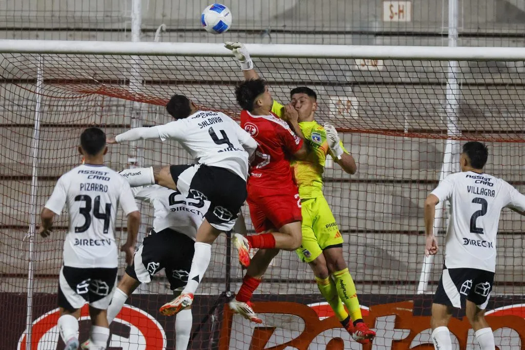 Brayan Cortés recuperó su lugar en la portería. (Andres Pina/Photosport).