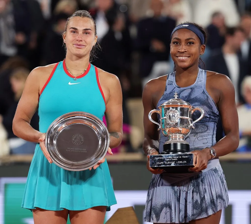 Aryna Sbalenka y Coco Gauff en la final de Roland Garros 2025 (Getty Images).