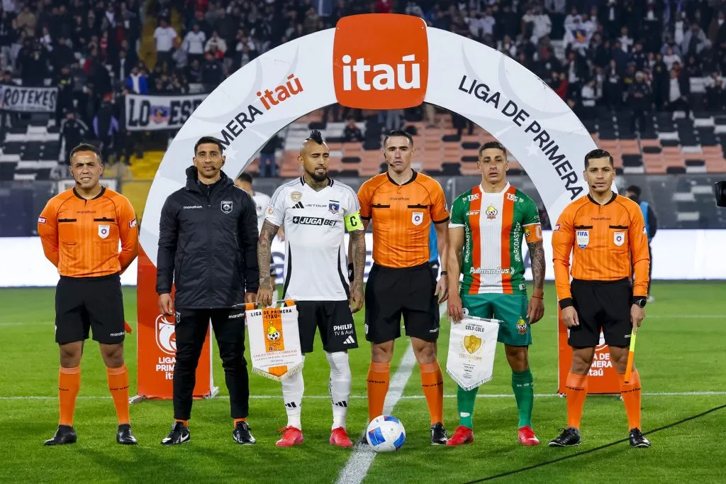 Le avisan a Vidal que jugó un gran partido con Colo Colo justo después de “cerrar la boca”.