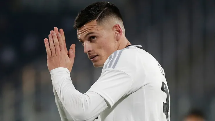 Lucas Cepeda tuvo gestos con sabor a despedida en Colo Colo.