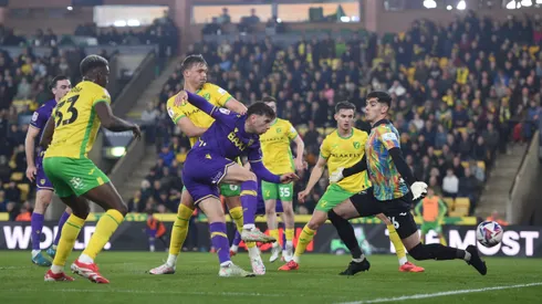 Vicente Reyes peligra en el Norwich City.