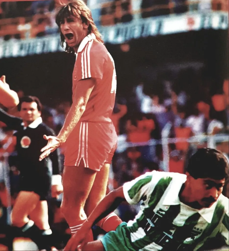 Ricardo Gareca cuando fue goleador estrella del América de Cali (Conmebol)