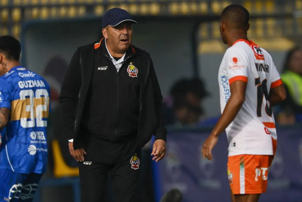 Gustavo Huerta explicó la rutina de Cobresal. Foto: Andres Pina/Photosport