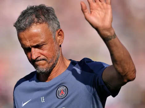 Luis Enrique agacha el moño tras caer ante Botafogo