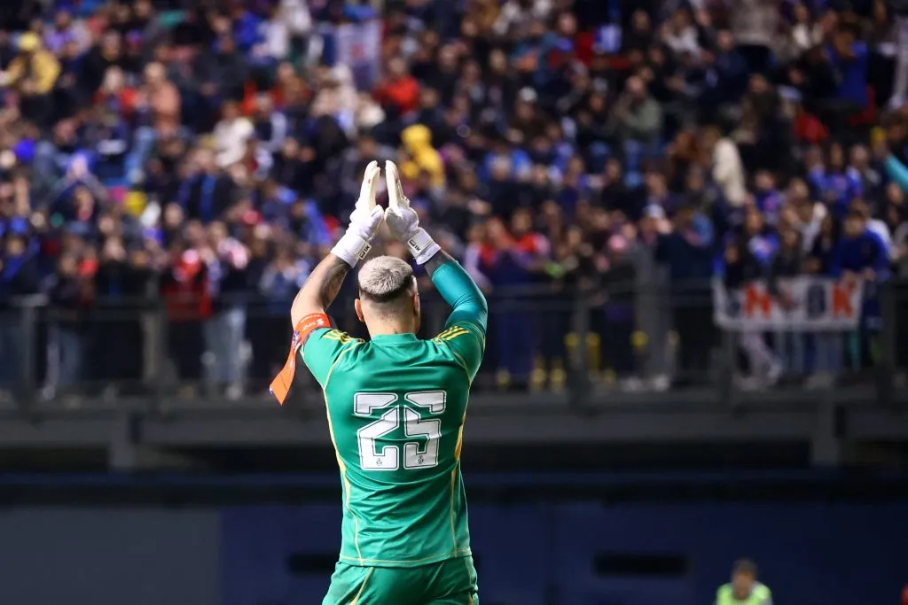 Campos terminó feliz tras volver a jugar. Imagen: Photosport