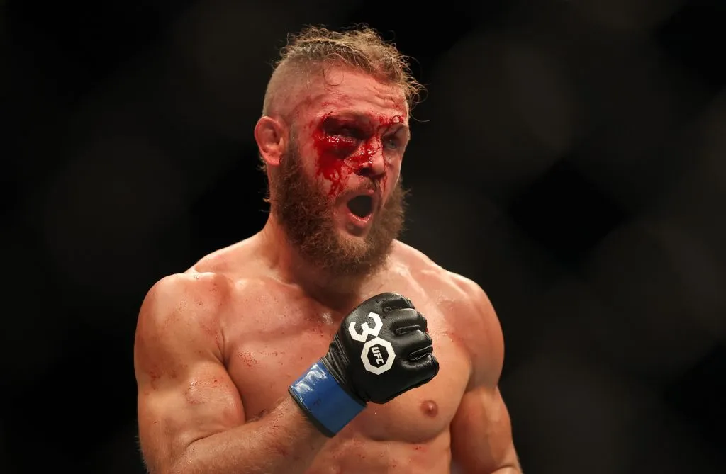 Rafael Fiziev cayó en dos ocasiones ante el ex campeón de los pesos ligeros, Justin Gaethje | Getty Images