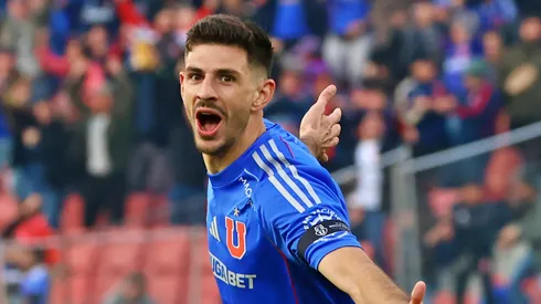 Lucas Di Yorio inició el camino del triunfo para la U en el Estadio Nacional.