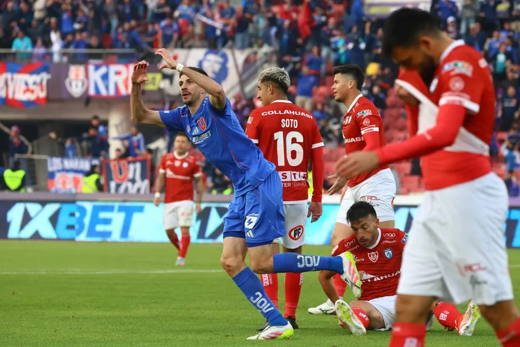 Di Yorio puso el 1-1 para la U. Imagen: Photosport