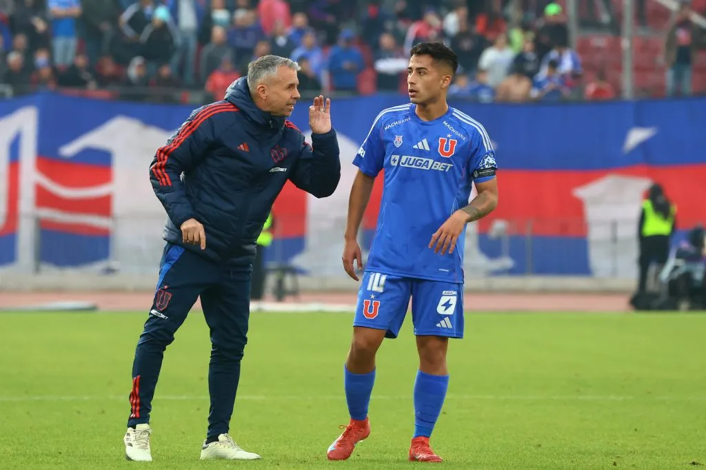 Lucas Assadi pudo darle algo de claridad a Universidad de Chile en los metros finales ante Iquique. | Foto: Photosport.