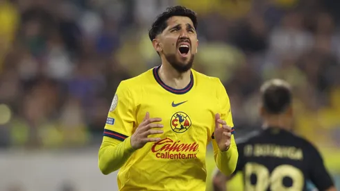 Diego Valdés no pasó los exámenes médicos en Vélez Sarsfield.