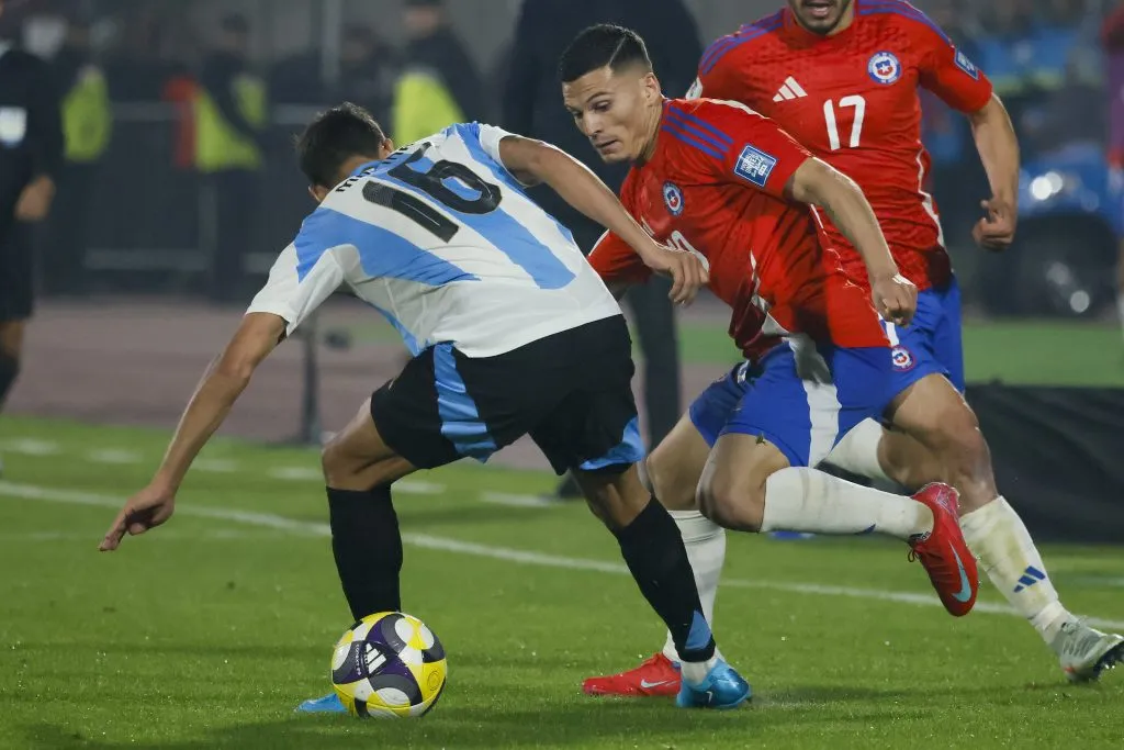Lucas Cepeda tuvo un buen partido ante la selección de Argentina, aunque falló un gol claro. (Andres Pina/Photosport).