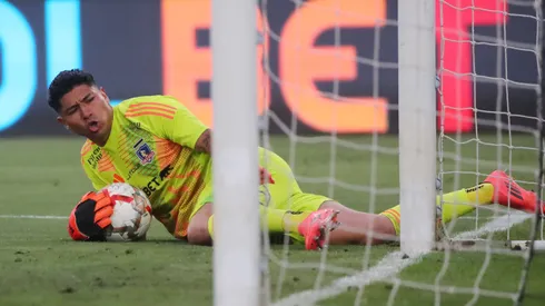 El arquero copó las redes.