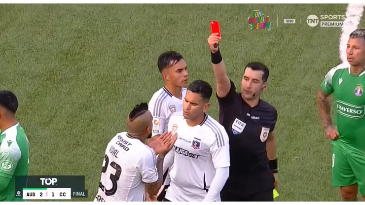 Arturo Vidal fue expulsado ante Audax Italiano y, por ahora, se pierde el clásico ante Universidad Católica.