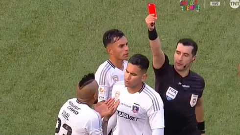 Arturo Vidal recibió una doble amonestación casi sin intervalo de distancia.