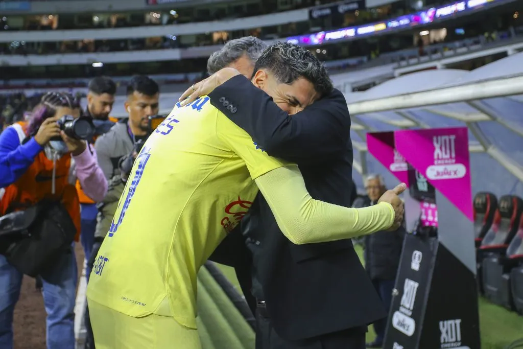 Fernando Ortiz dirigió a Diego Valdés en las Águilas. (Agustin Cuevas/Getty Images).