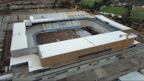 Universidad Católica tiene fecha para inaugurar su remodelado San Carlos de Apoquindo y con una figura internacional que se fue de tarro.