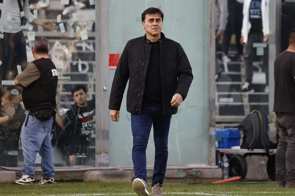 Gustavo Quinteros se candidatea para la Roja. Foto: Dragomir Yankovic/Photosport