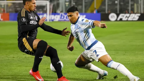 Maxi Salas fue titular ante Colo Colo y enfrentó al cuestionado Alan Saldivia.