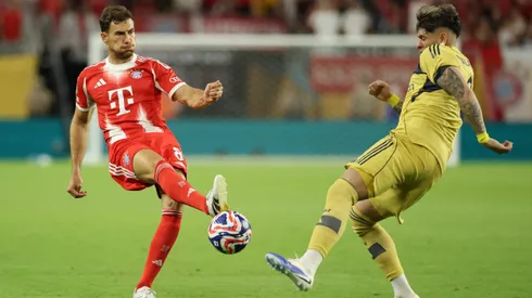 Carlos Palacios puede perder la titularidad en Boca.