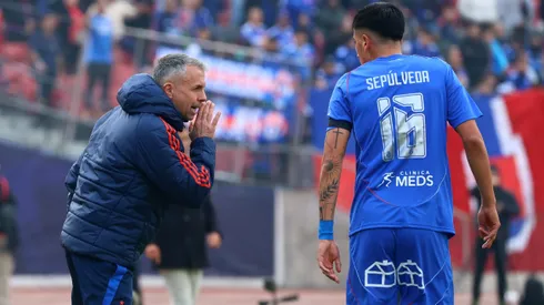 La U puede perder a sus dos jugadores de las bandas.