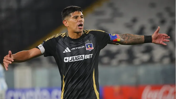 Pavez se aleja de Colo Colo y podría cambiar de club