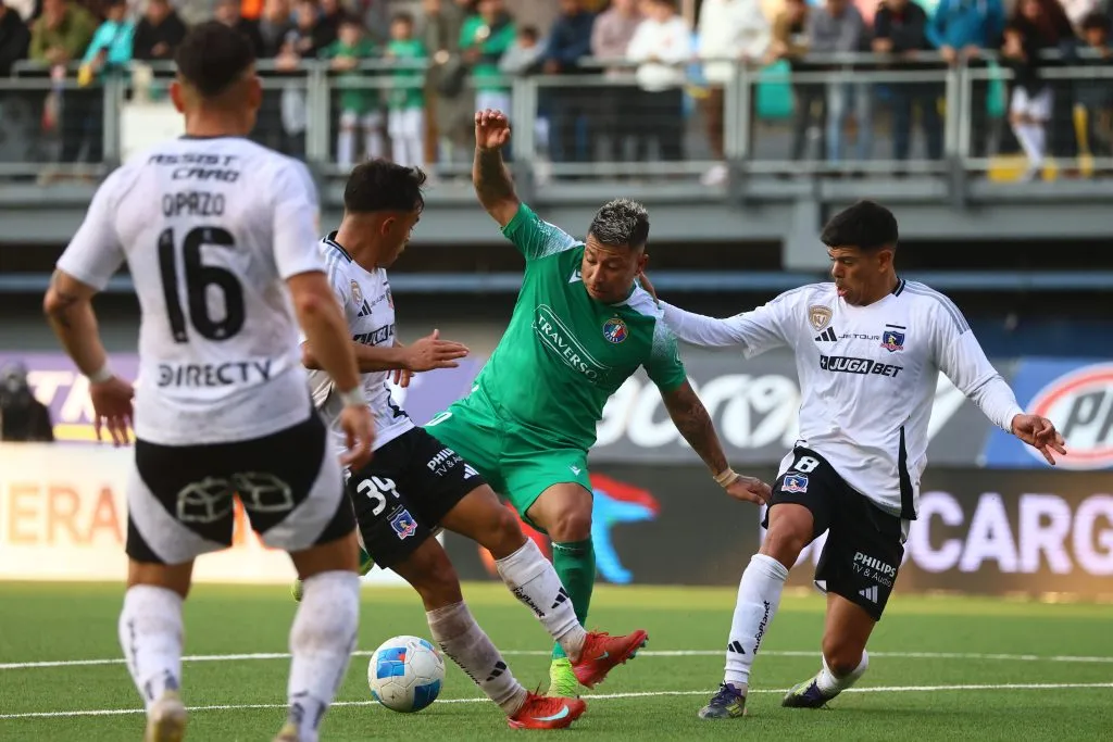 Esteban Pavez es suplente en Colo Colo. Foto: Jonnathan Oyarzun/Photosport