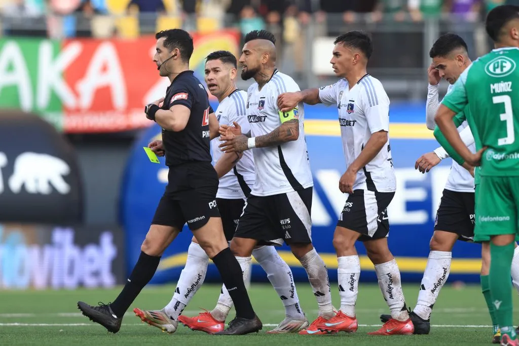 Vidal vivió un amargo partido contra Audax | Photosport