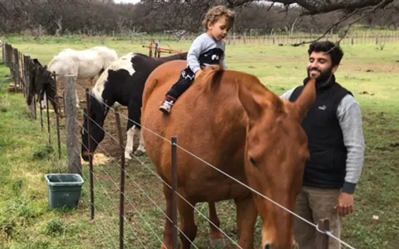 Olivi actualmente trabaja en su campo