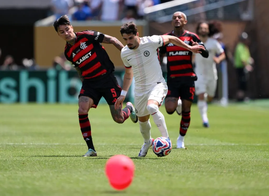 Pulgar y Flamengo buscan cerrar la fase de grupos con puntaje perfecto. (Foto: David Ramos/Getty Images)