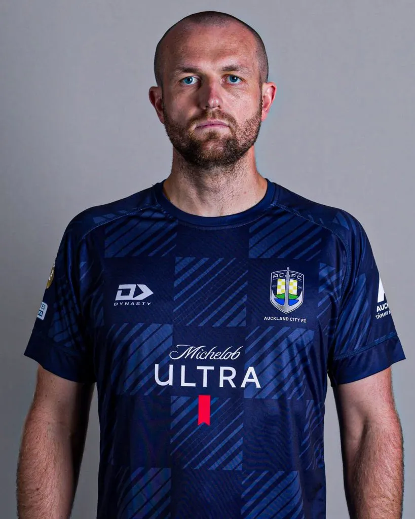 El profe Gray educó y dejó fuera a Boca del Mundial