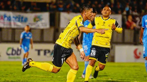 Flores no ha logrado afianzarse en la delantera canaria.