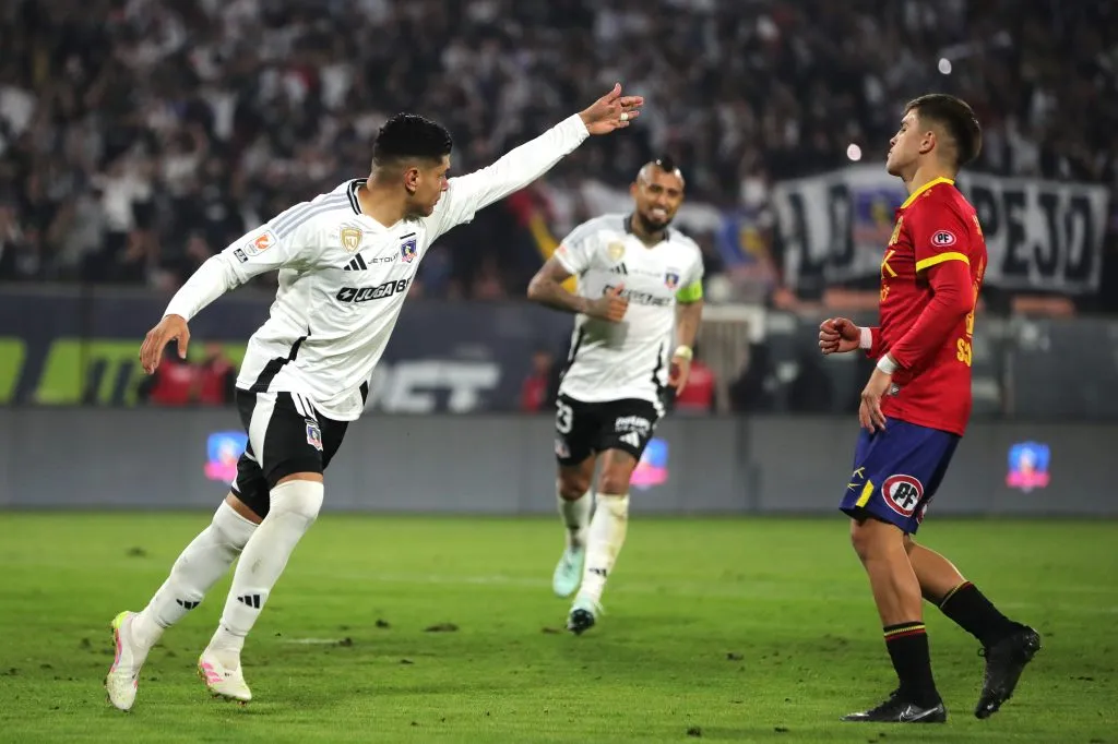 Claudio Aquino podría beneficiarse con la salida de Vidal, dice Borghi | Photosport