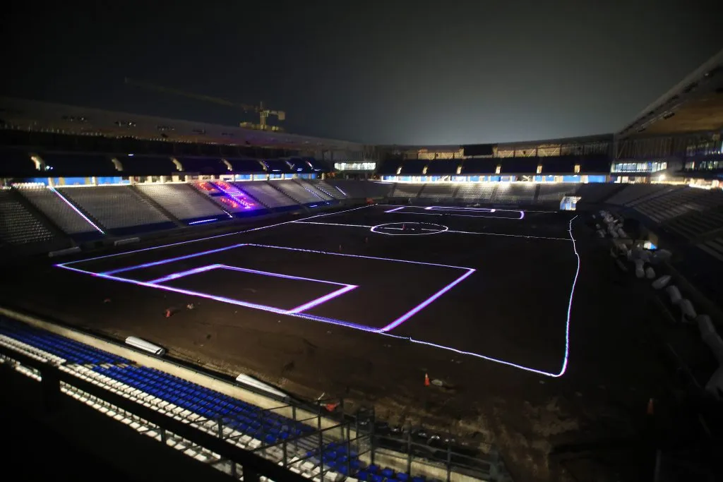 Se dio el vamos a la energización y la conexión eléctrica del Claro Arena.  (Javier Salvo/Photosport)